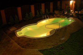 Освещение бассейна: фото, видео, правила выбора светильников